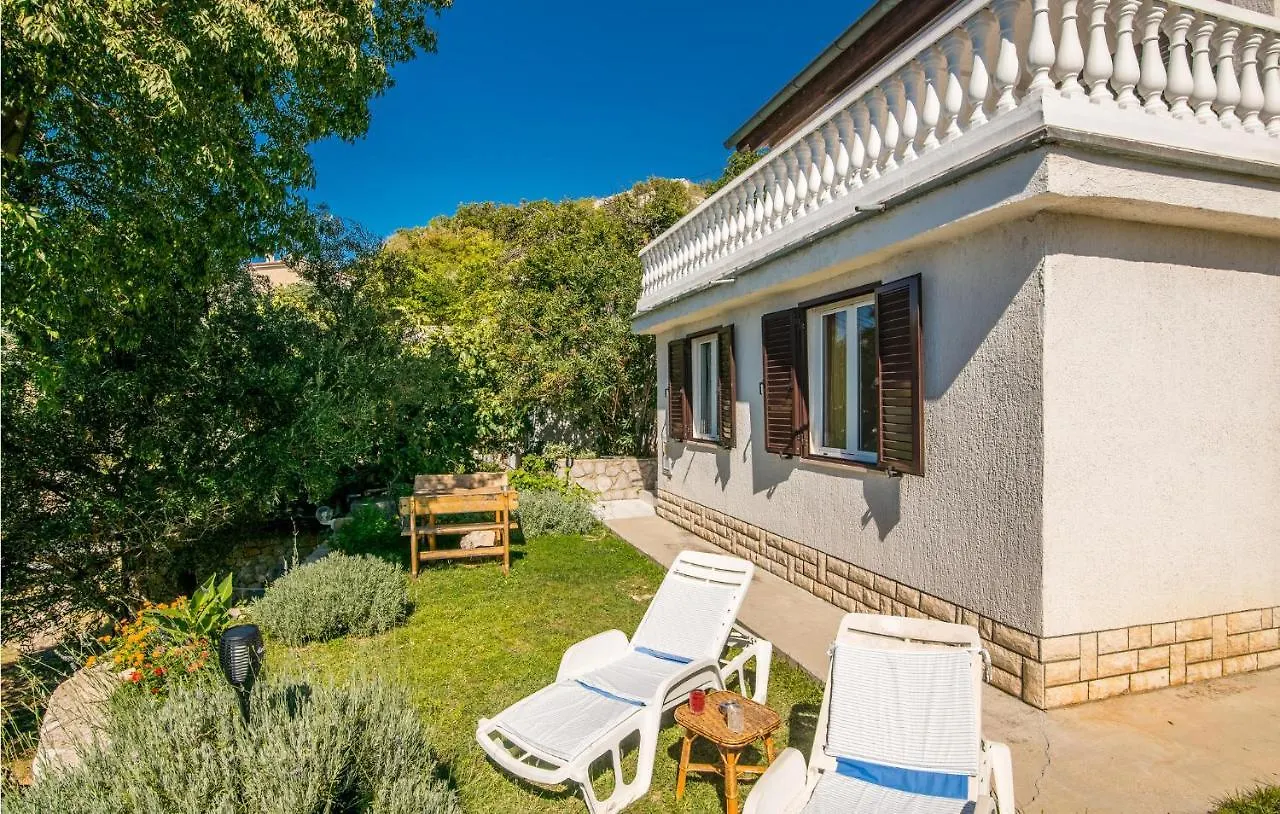 1 Bedroom Nice Apartment In Stara Baška