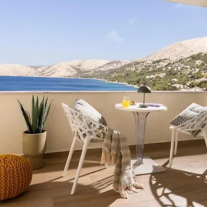 Bed & Breakfast Eola Leisure, Stara Baska